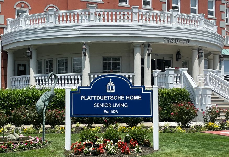 pictureof front of building for plattduetsche home society